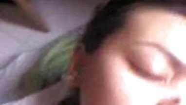 Ally onu düşman türkçe şişko porno oyunundan kurtarır