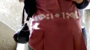 sevimli porno kilolu izle mavi gözlü genç çalışır