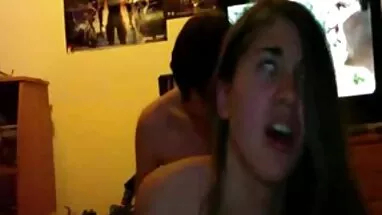 Yatak odamda sisman mobil porno seks