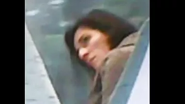 Onun doğum günü hediyesi için bekliyor sex şişman porno